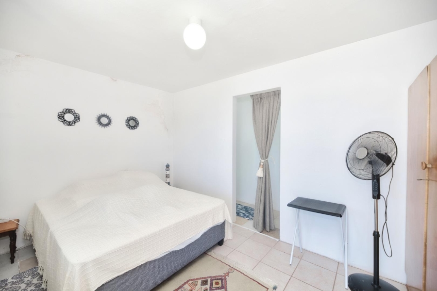 5 Bedroom Property for Sale in De Kelders Western Cape